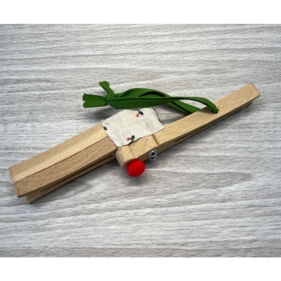 Rudolph the Red Nosed Reindeer Clothespin Christmas Tree Ornament Handmade - Picture 4 of 5